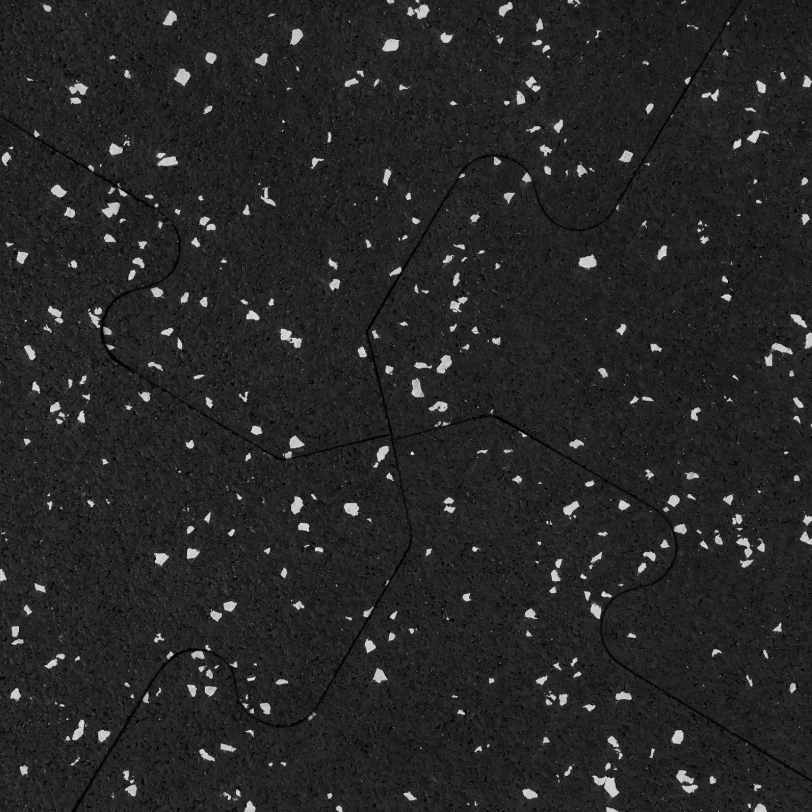 Zbliżenie na precyzyjne łączenie puzzli gumowych Mosaic